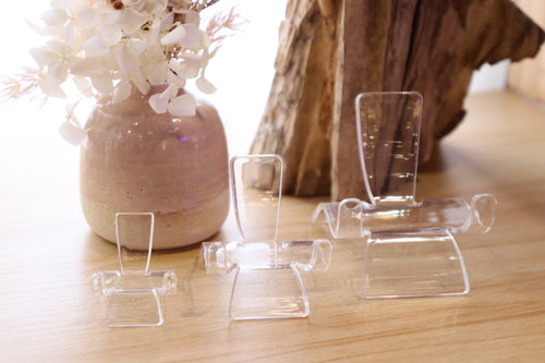 Acrylic Heart Stand | Large