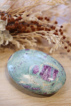 Ruby Fuchsite Palm | 90g