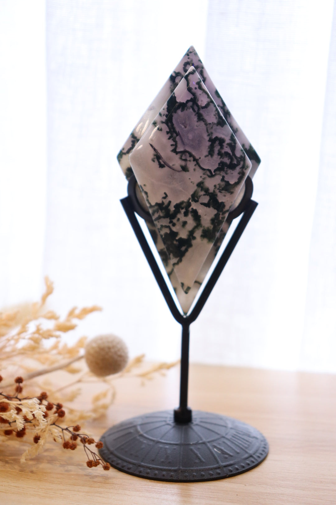 Tree Agate Double Diamond + Black Stand