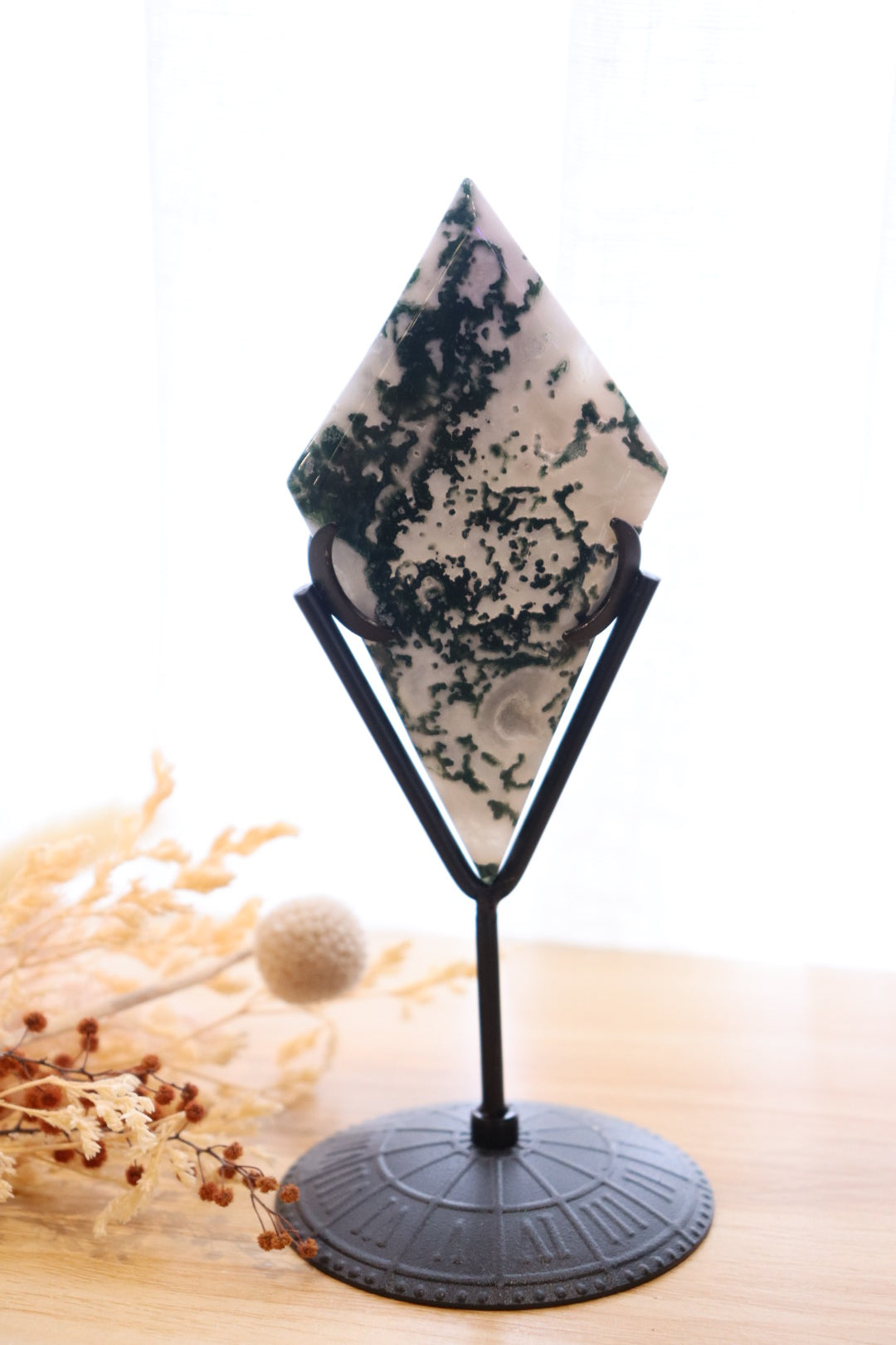 Tree Agate Double Diamond + Black Stand