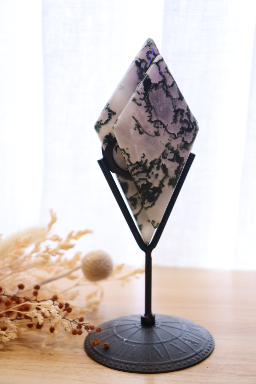 Tree Agate Double Diamond + Black Stand