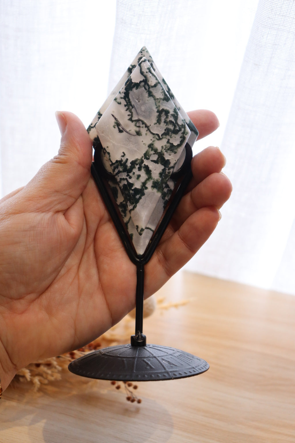 Tree Agate Double Diamond + Black Stand