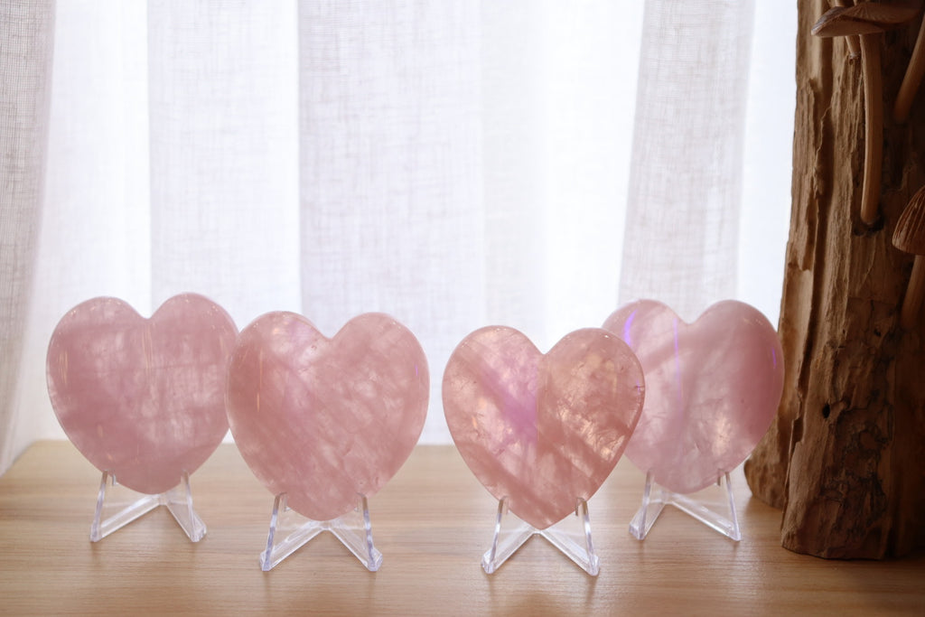 Rose Quartz Folded Heart + Acrylic Stand