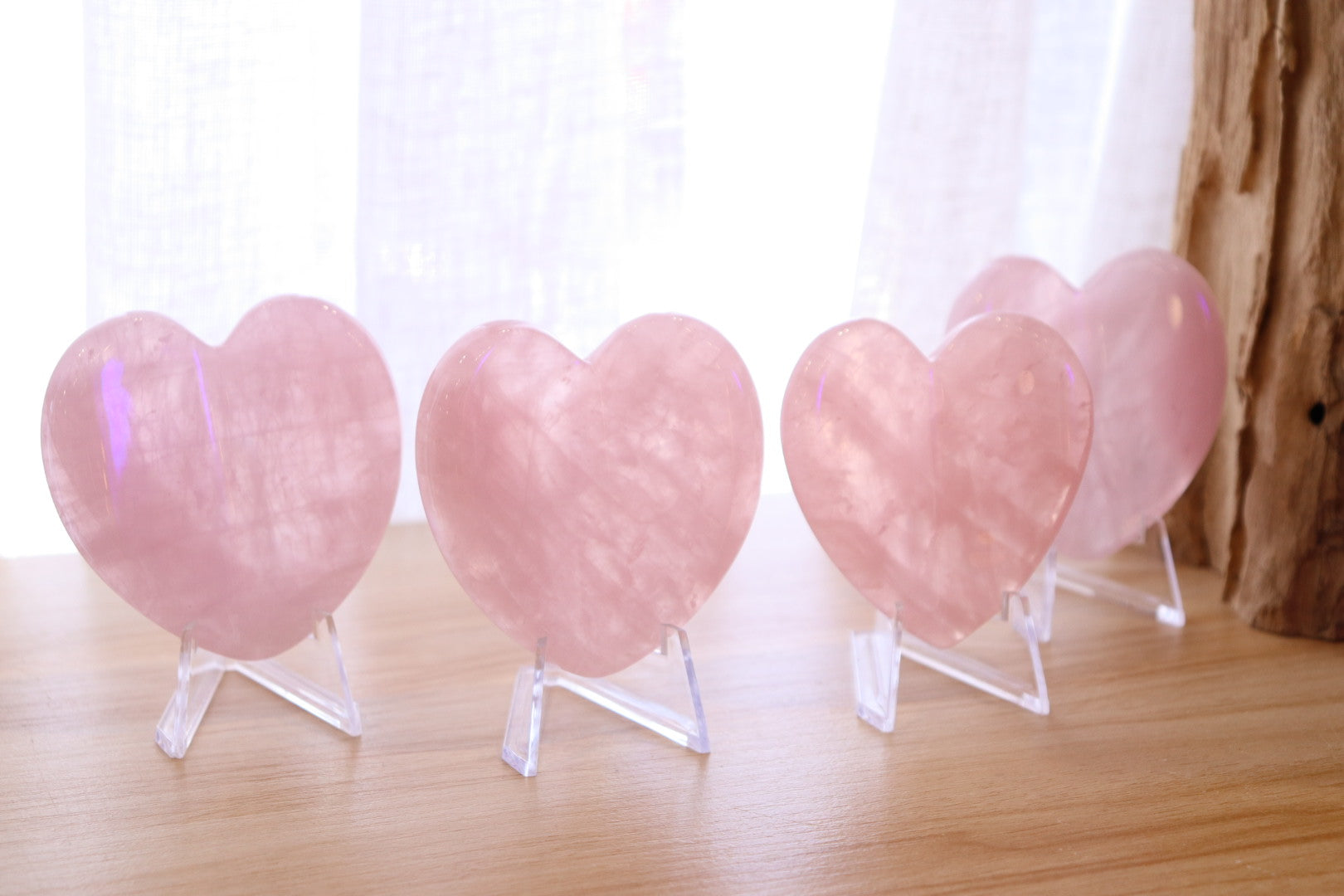 Rose Quartz Folded Heart + Acrylic Stand