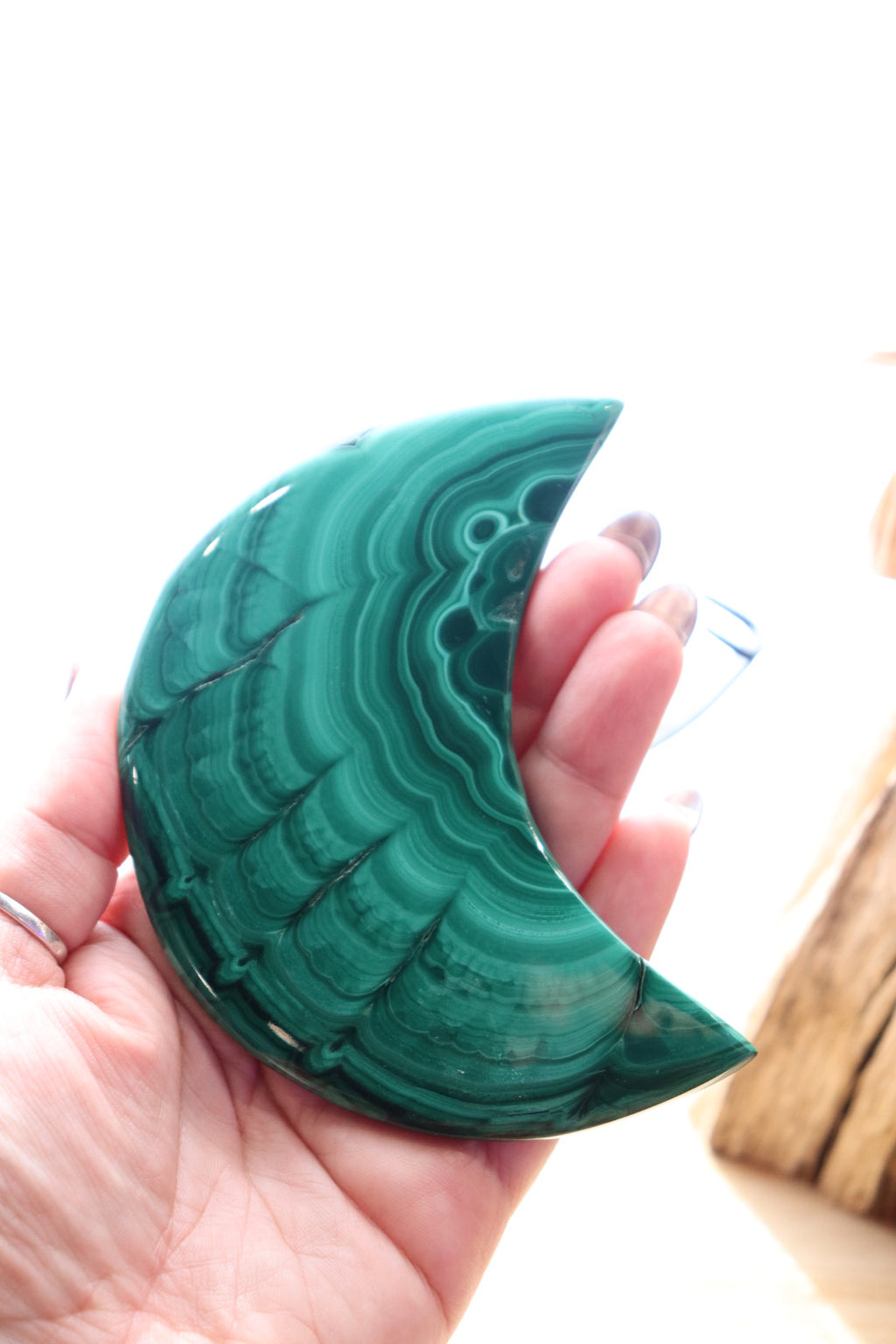 Malachite Moon + Black Metal Stand | 315g