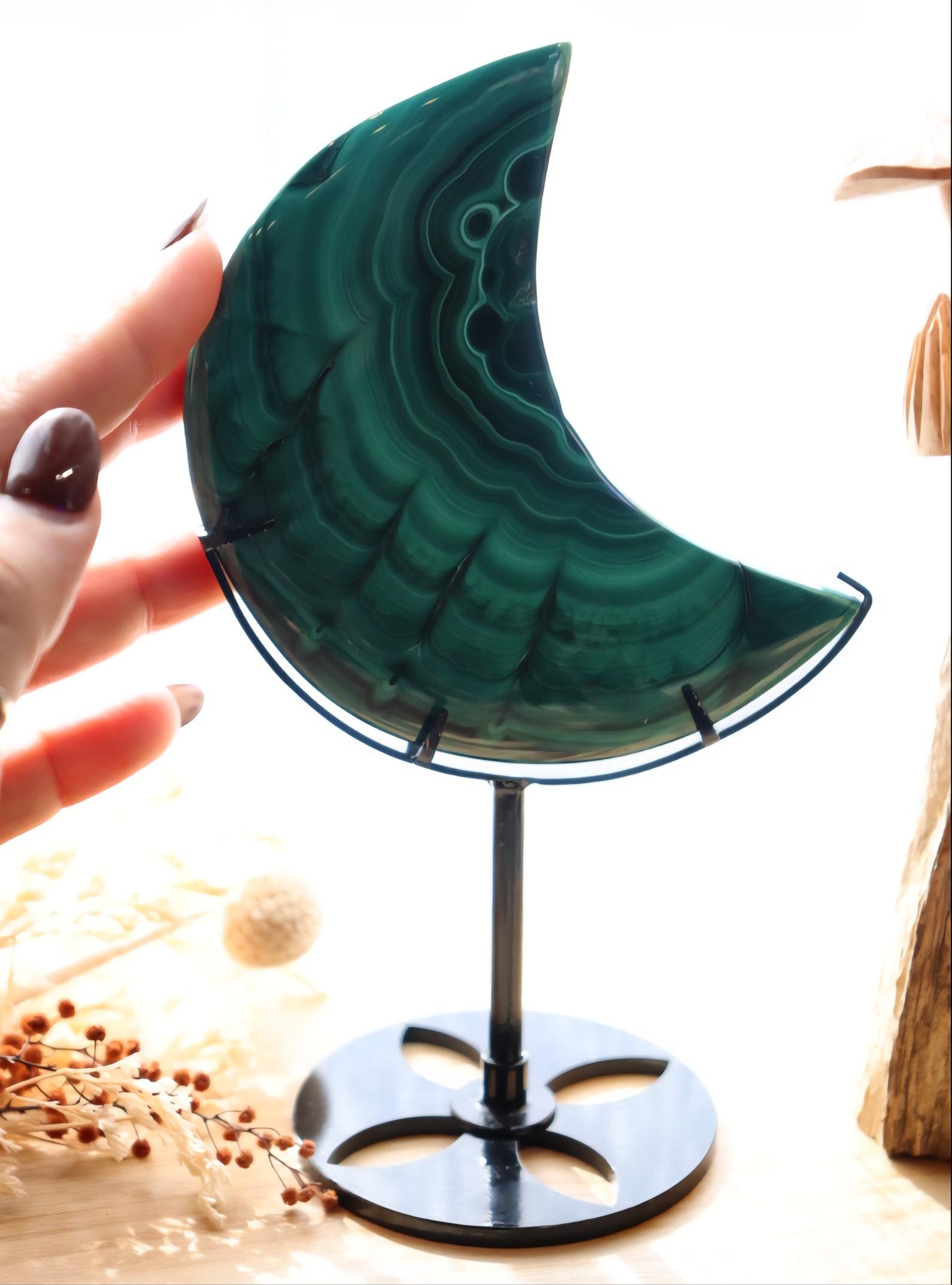 Malachite Moon + Black Metal Stand | 315g