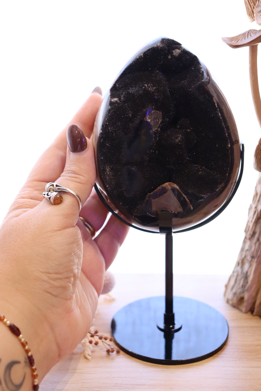 Septarian Egg + Black Metal Stand | 1.282kg