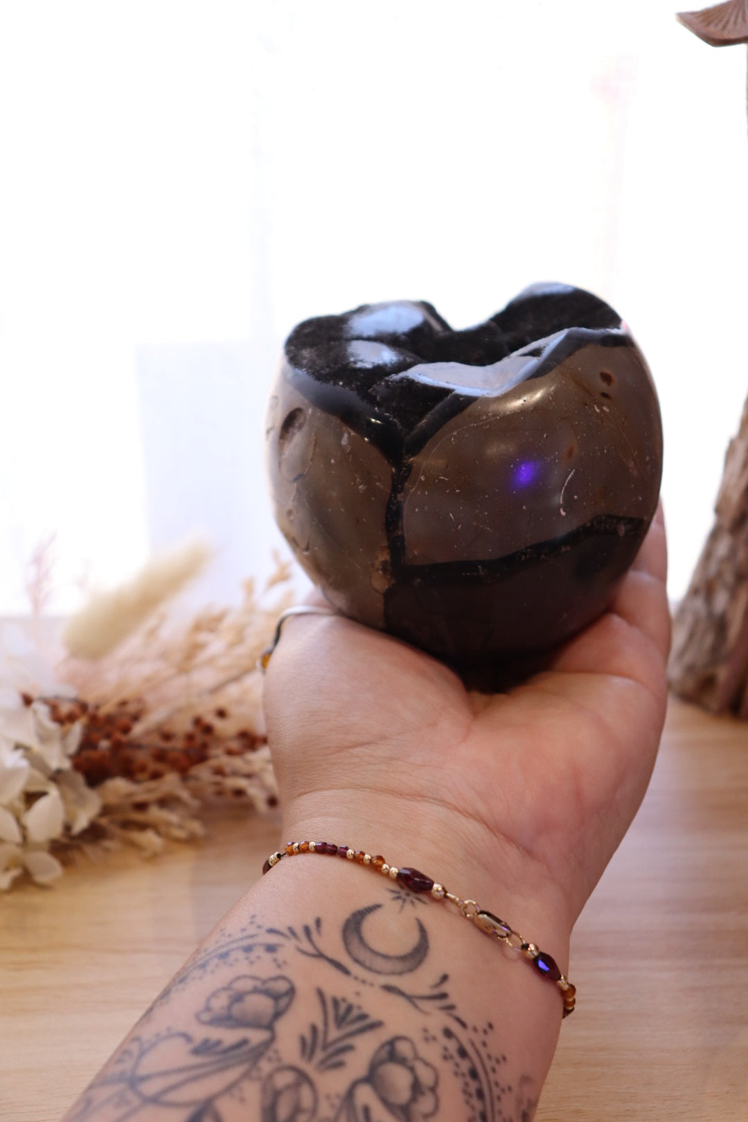Septarian Egg + Black Metal Stand | 1.282kg