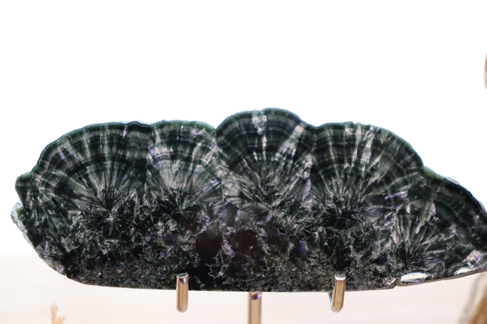Seraphinite Slab + Stand | 122g