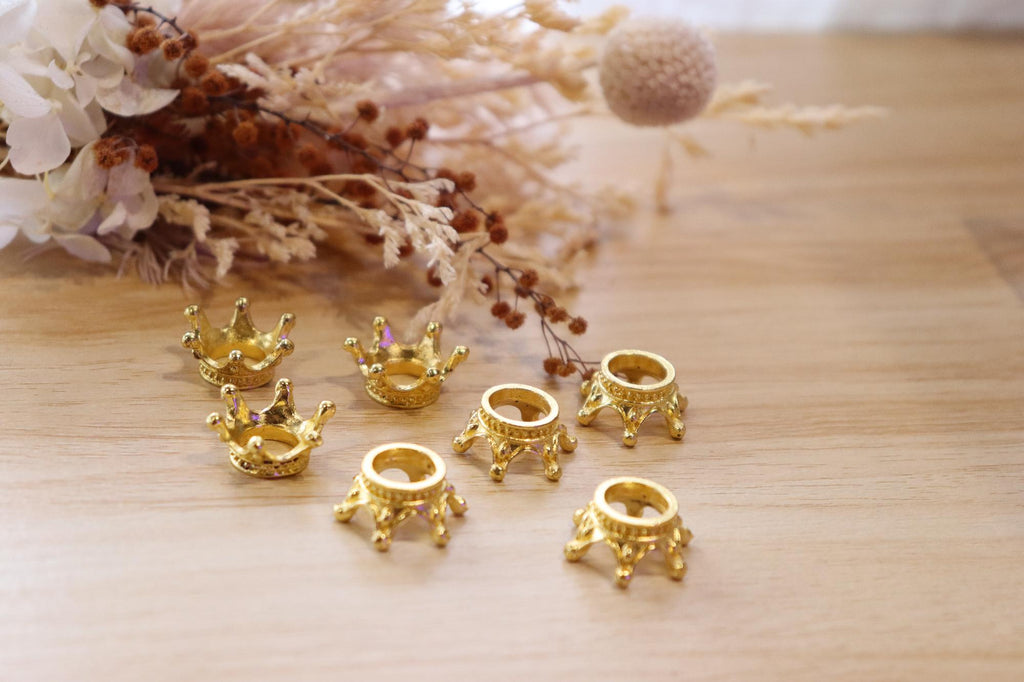 Mini Crown Sphere Stand | Gold