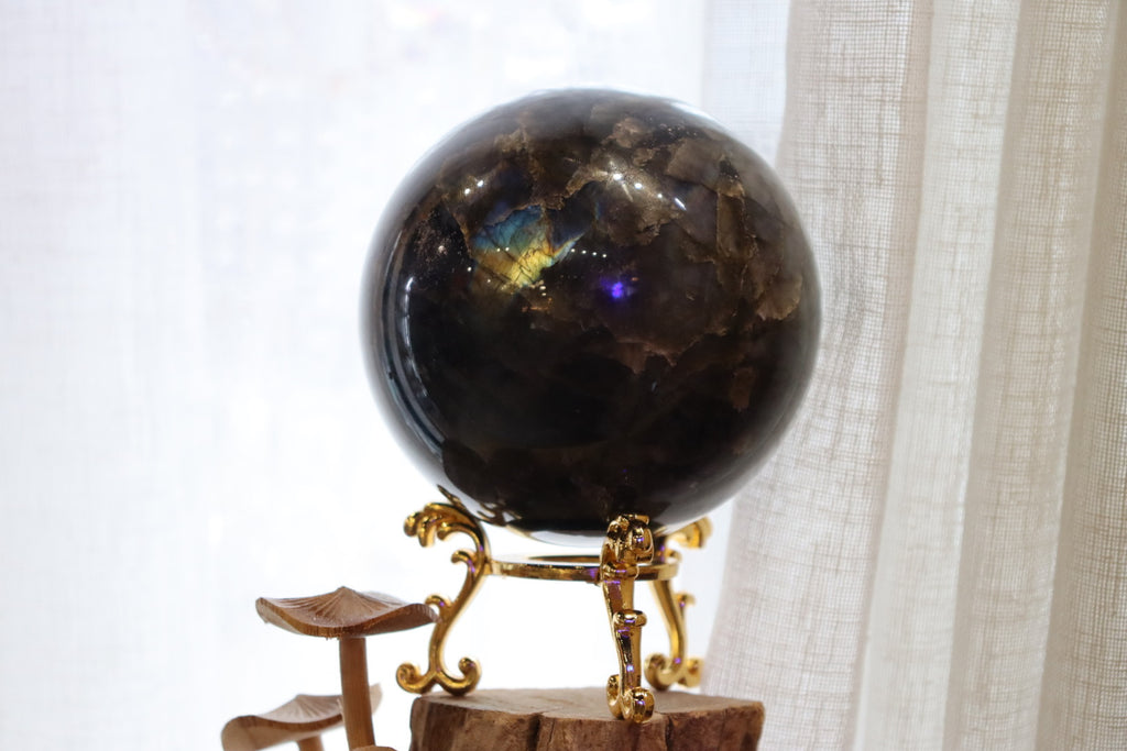 Labradorite Sphere + Stand | 1.21kg