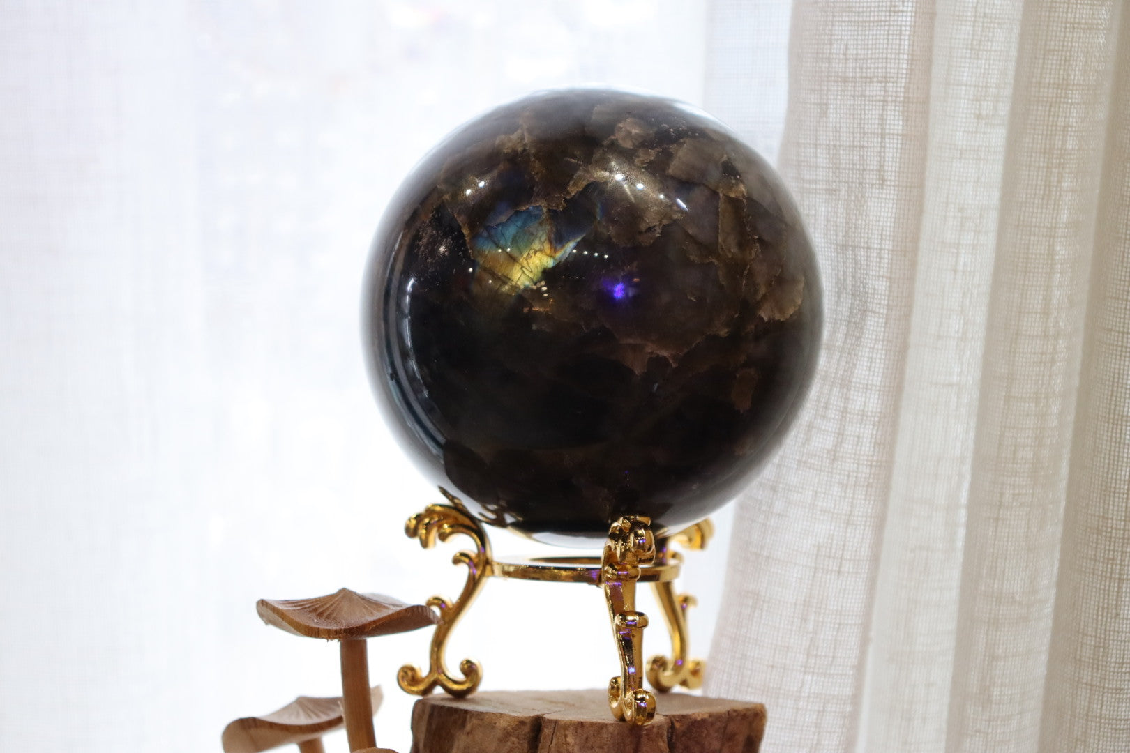 Labradorite Sphere + Stand | 1.21kg