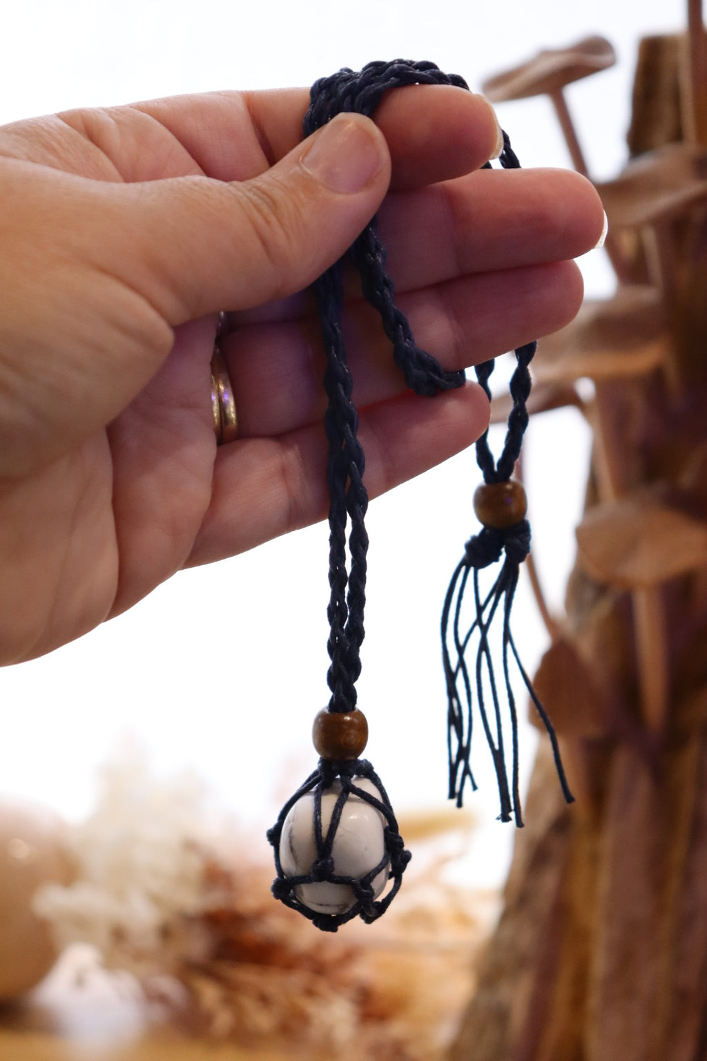 Adjustable Net Necklace Navy | Tumble Crystal Holder