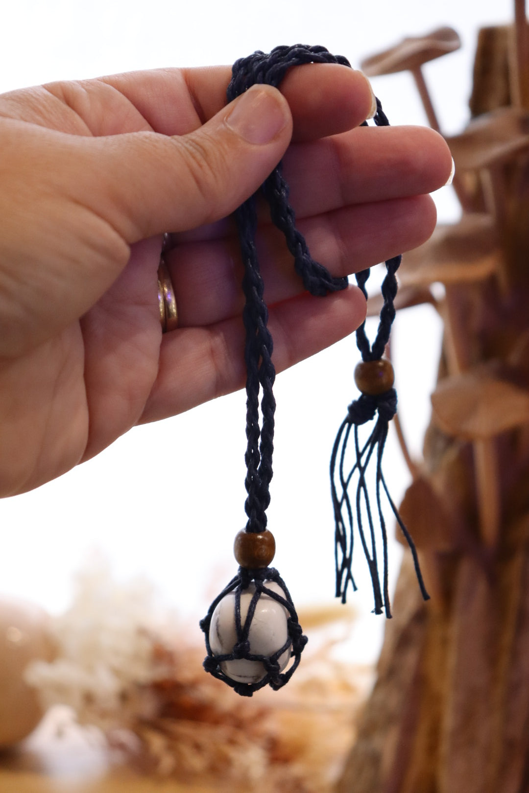 Adjustable Net Necklace Navy | Tumble Crystal Holder