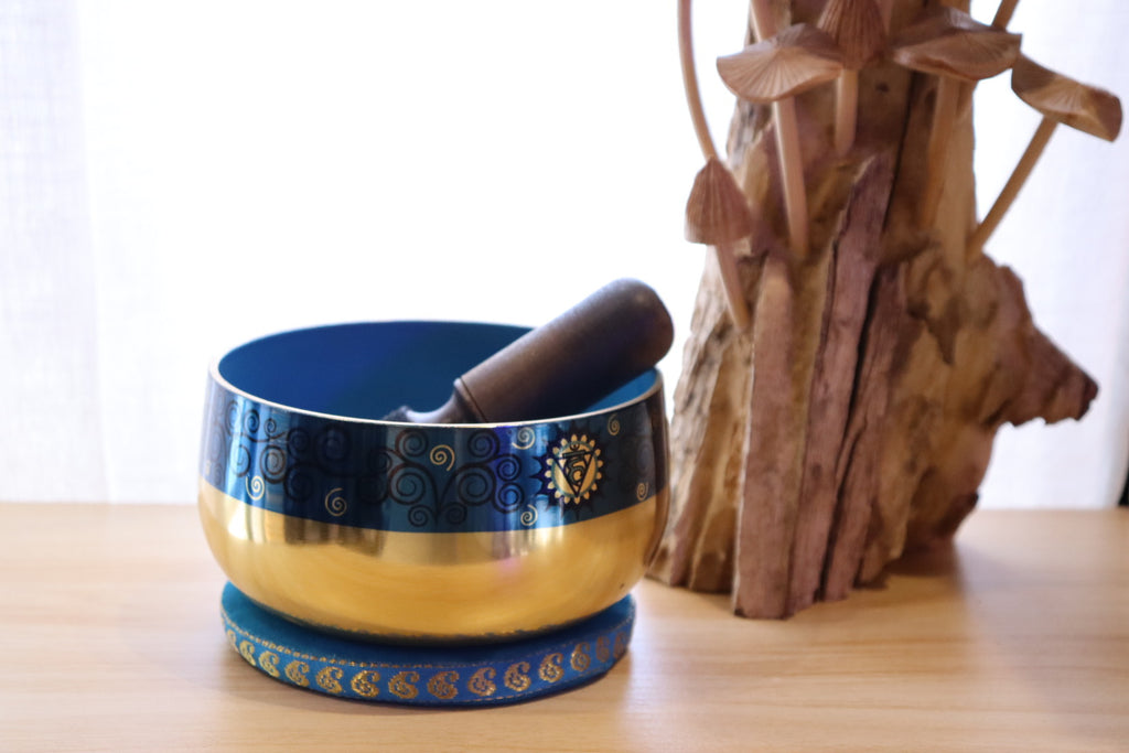Throat Chakra Singing Bowl Set