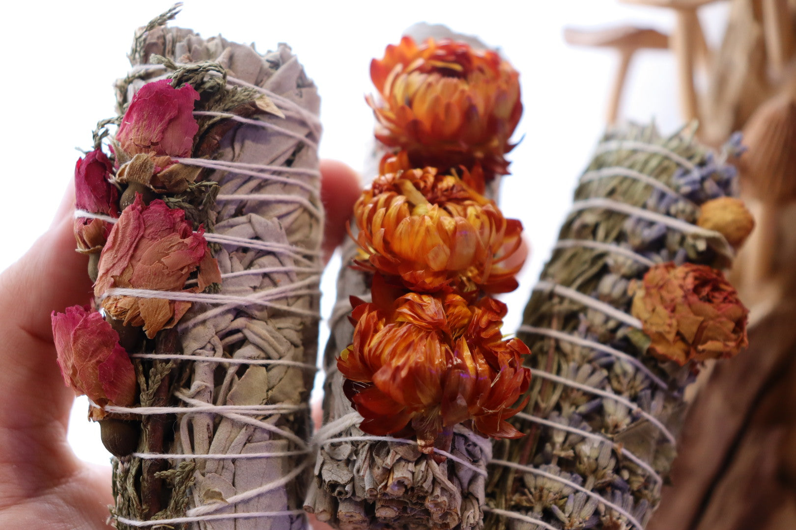 Floral White Sage Smudge Stick (10-12cm)
