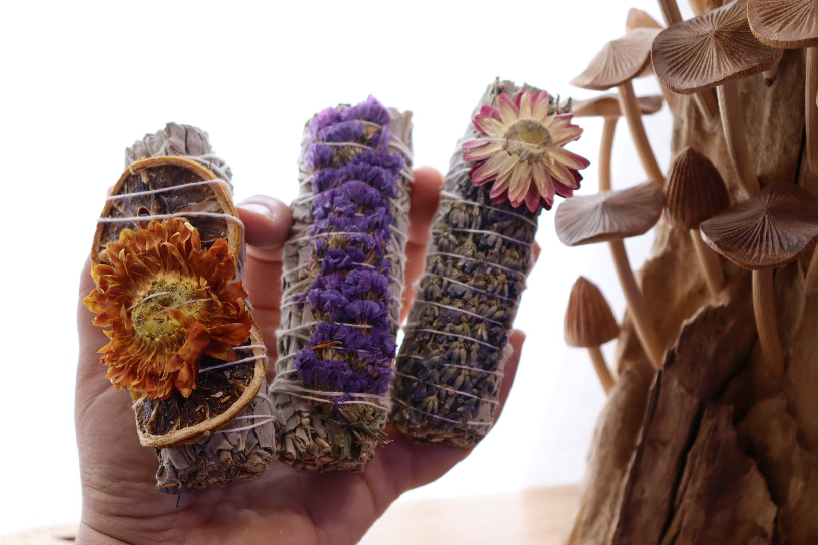 Floral White Sage Smudge Stick (10-12cm)