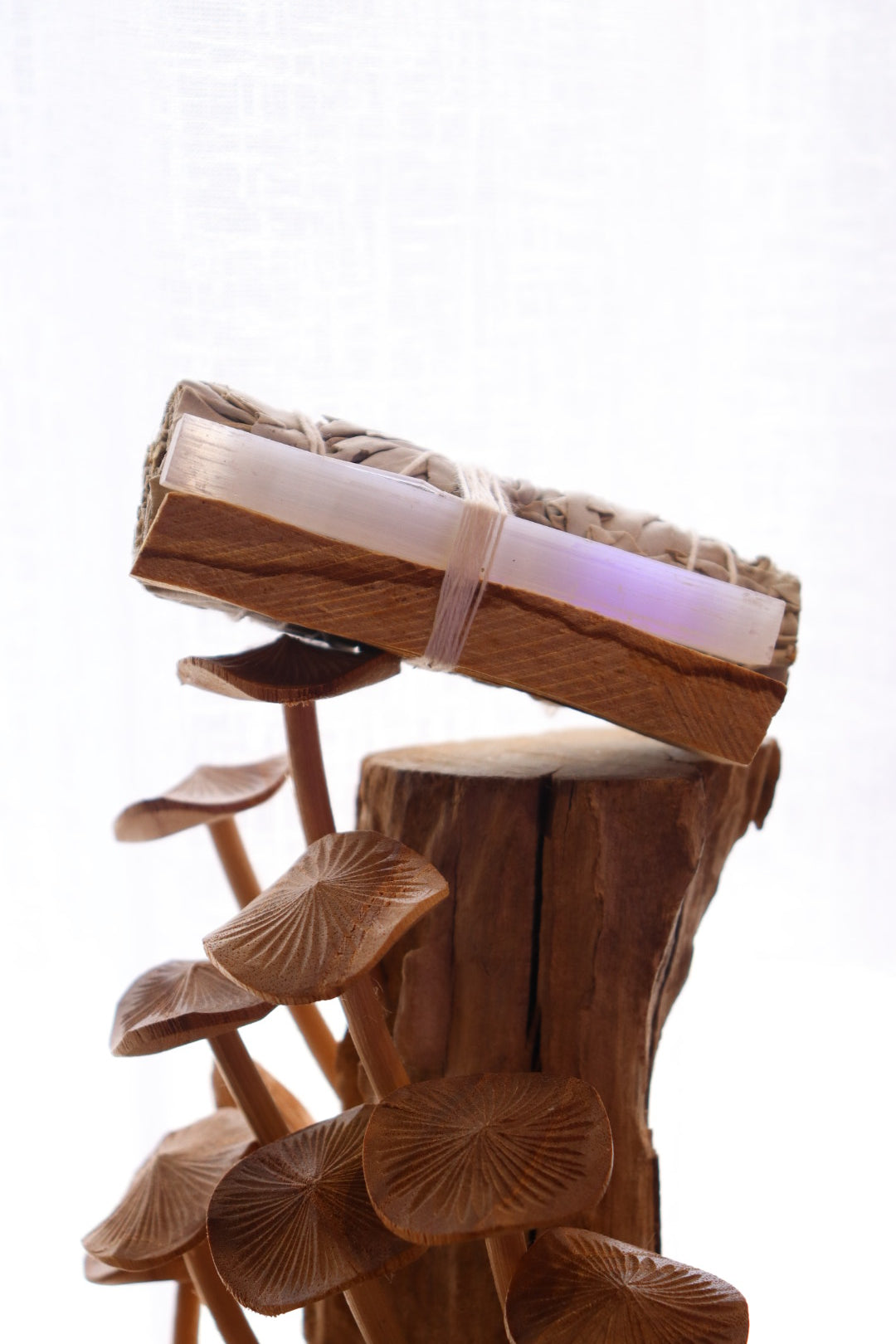 White Sage + Palo Santo + Selenite Smudge Stick (10-12cm)