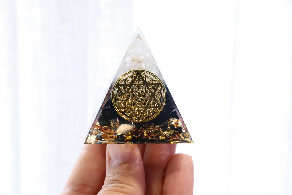 Orgonite Pyramid | Black Obsidian & Clear Quartz