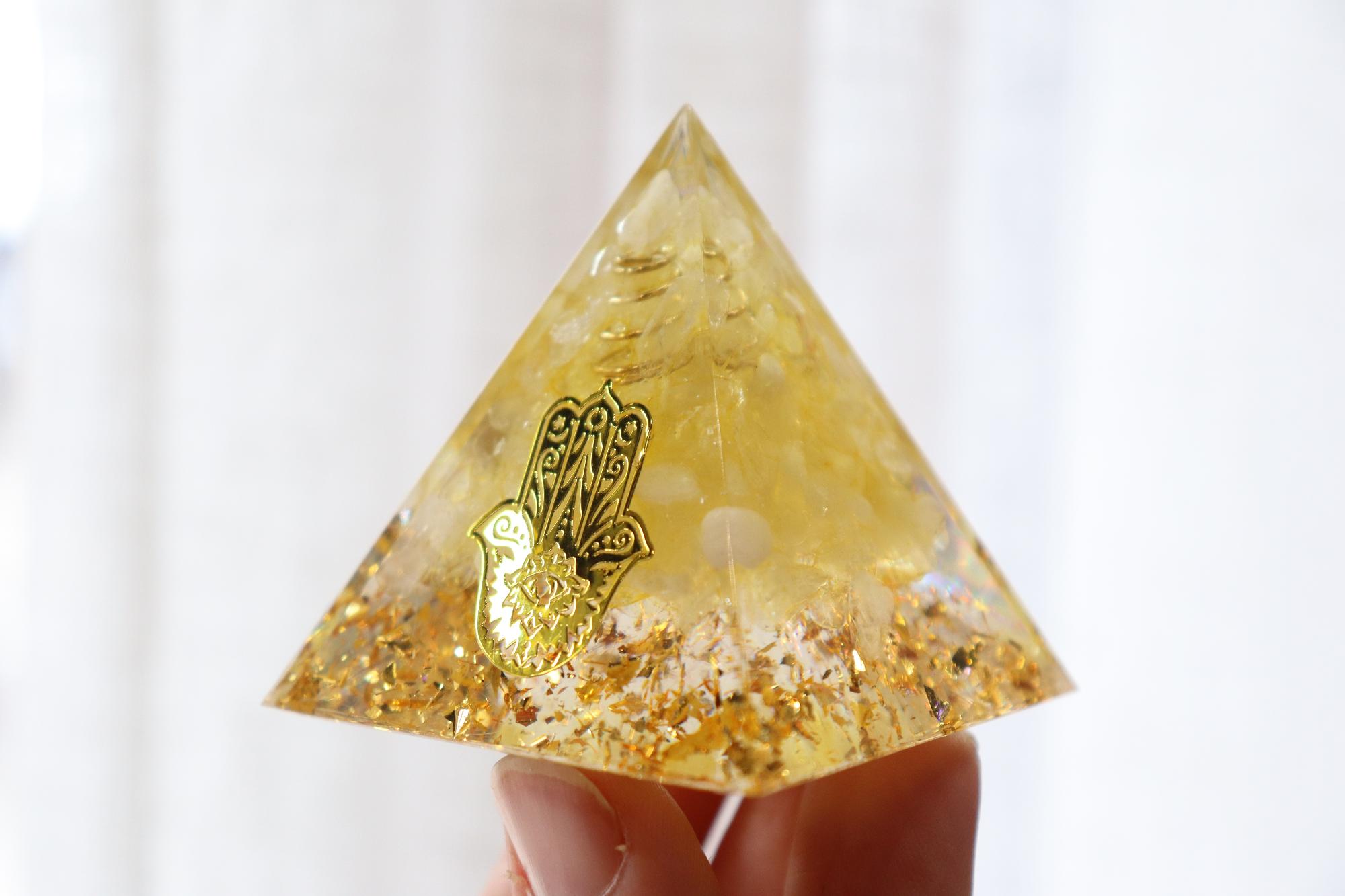 Orgonite Pyramid | Citrine & Clear Quartz