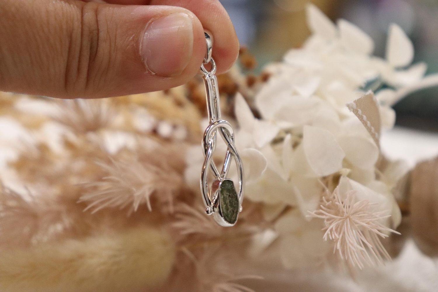 Moldavite Pendant | Knot 3.0g