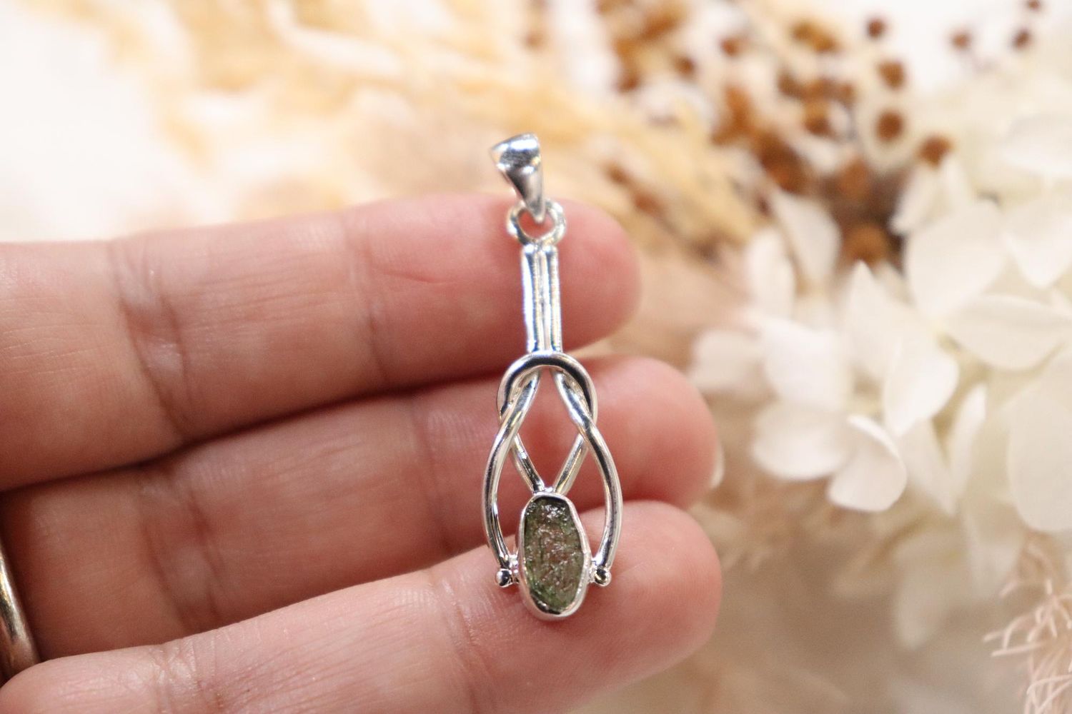 Moldavite Pendant | Knot 3.0g