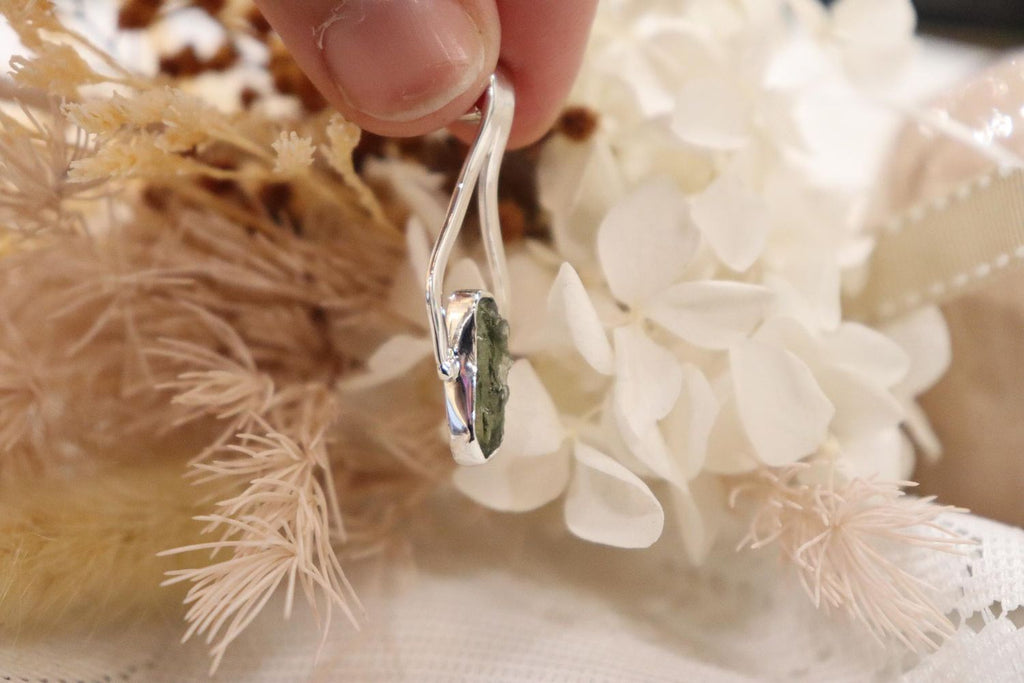 Moldavite Pendant Eye | 2.2g
