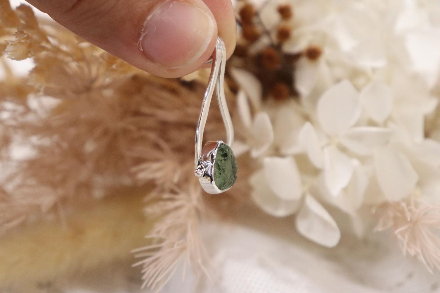 Moldavite Pendant Eye | 2.3g