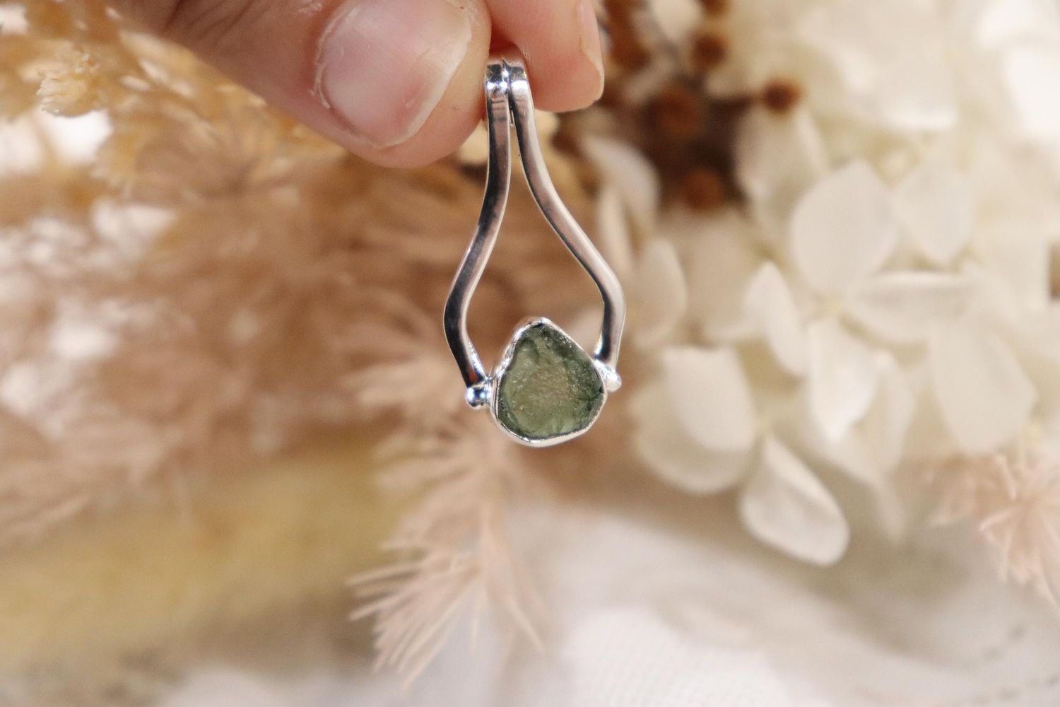 Moldavite Pendant Eye | 2.3g