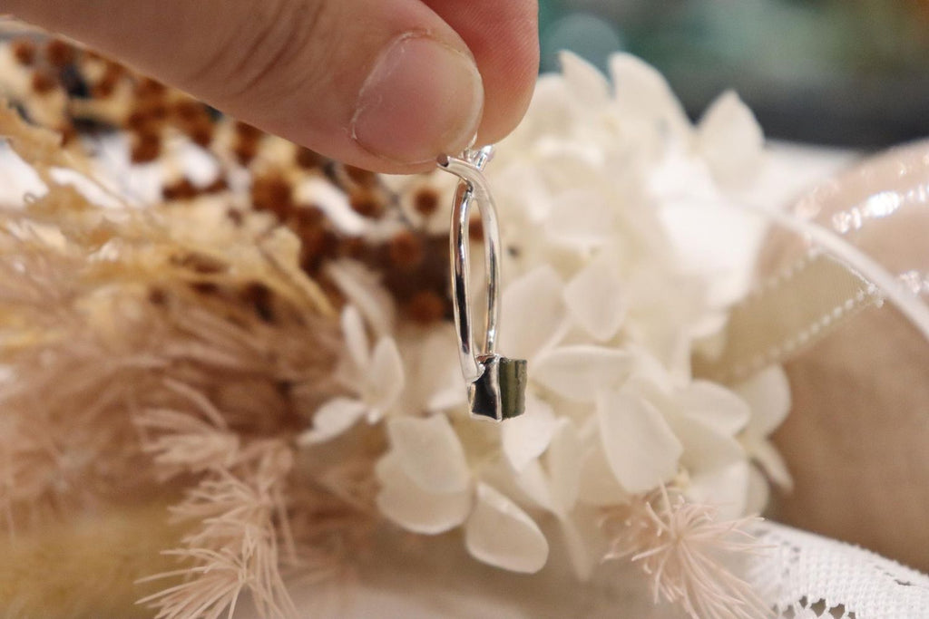 Moldavite Pendant Bow | 3.0g