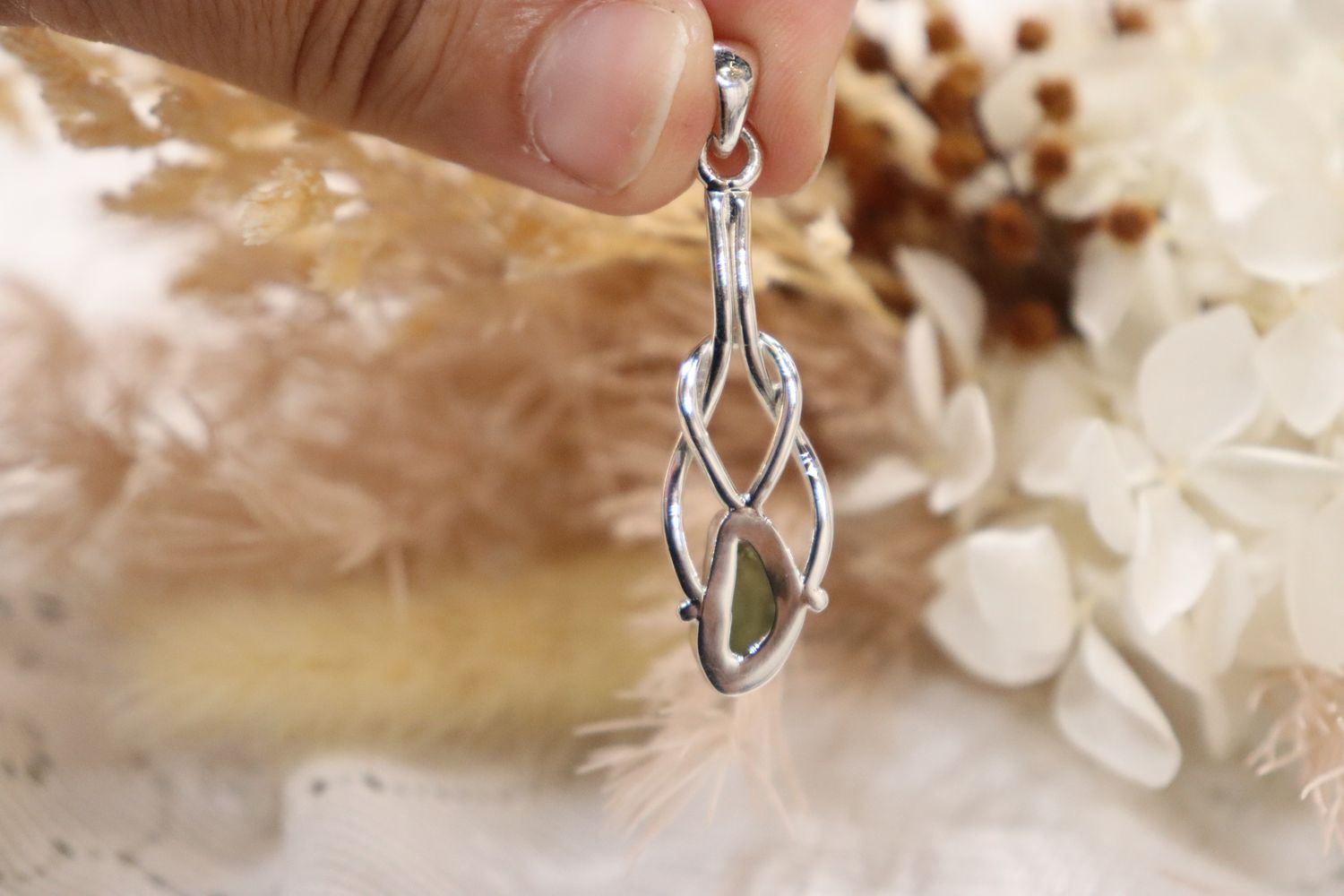 Moldavite Pendant Knot | 3.3g