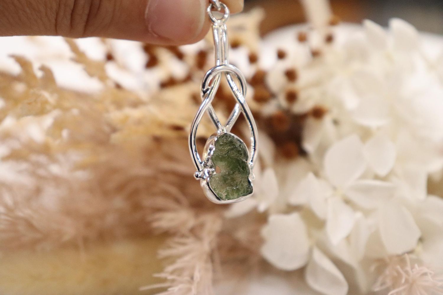 Moldavite Pendant Knot | 3.8g