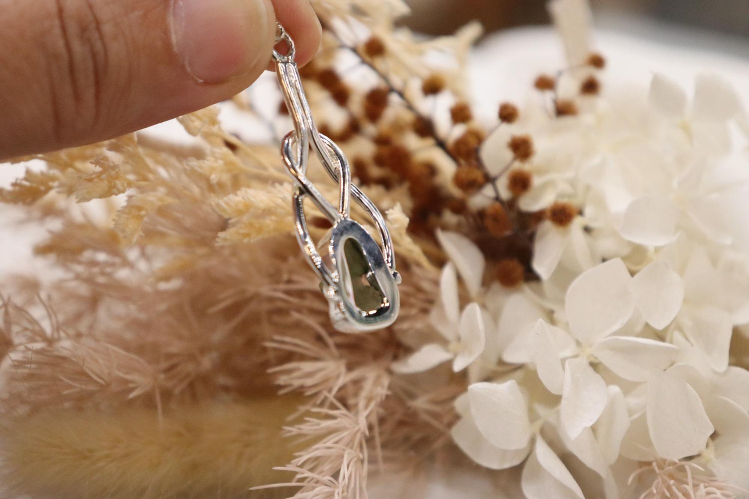 Moldavite Pendant Knot | 3.8g