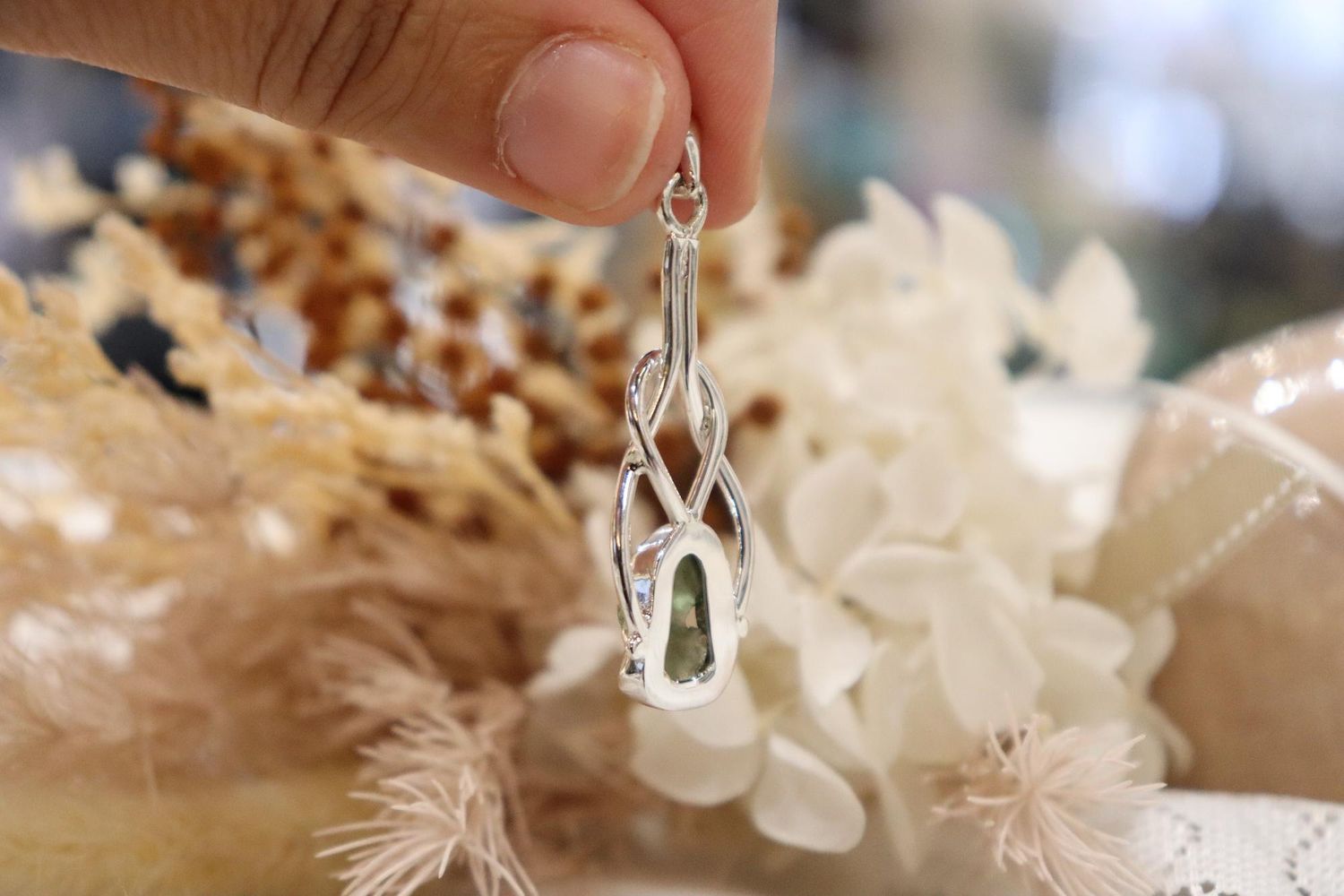 Moldavite Pendant Knot | 3.8g