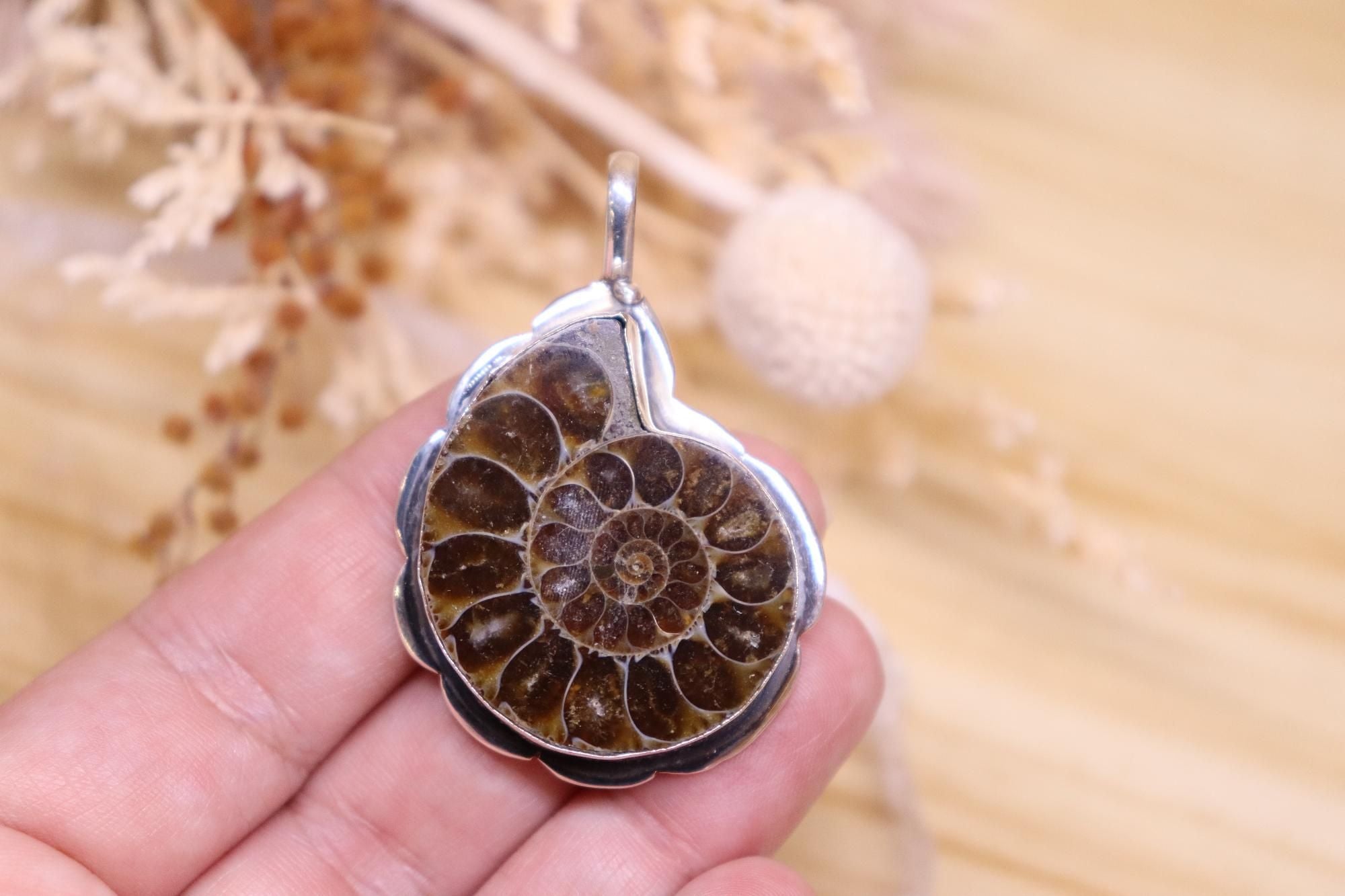 Ammonite Scalloped Pendant