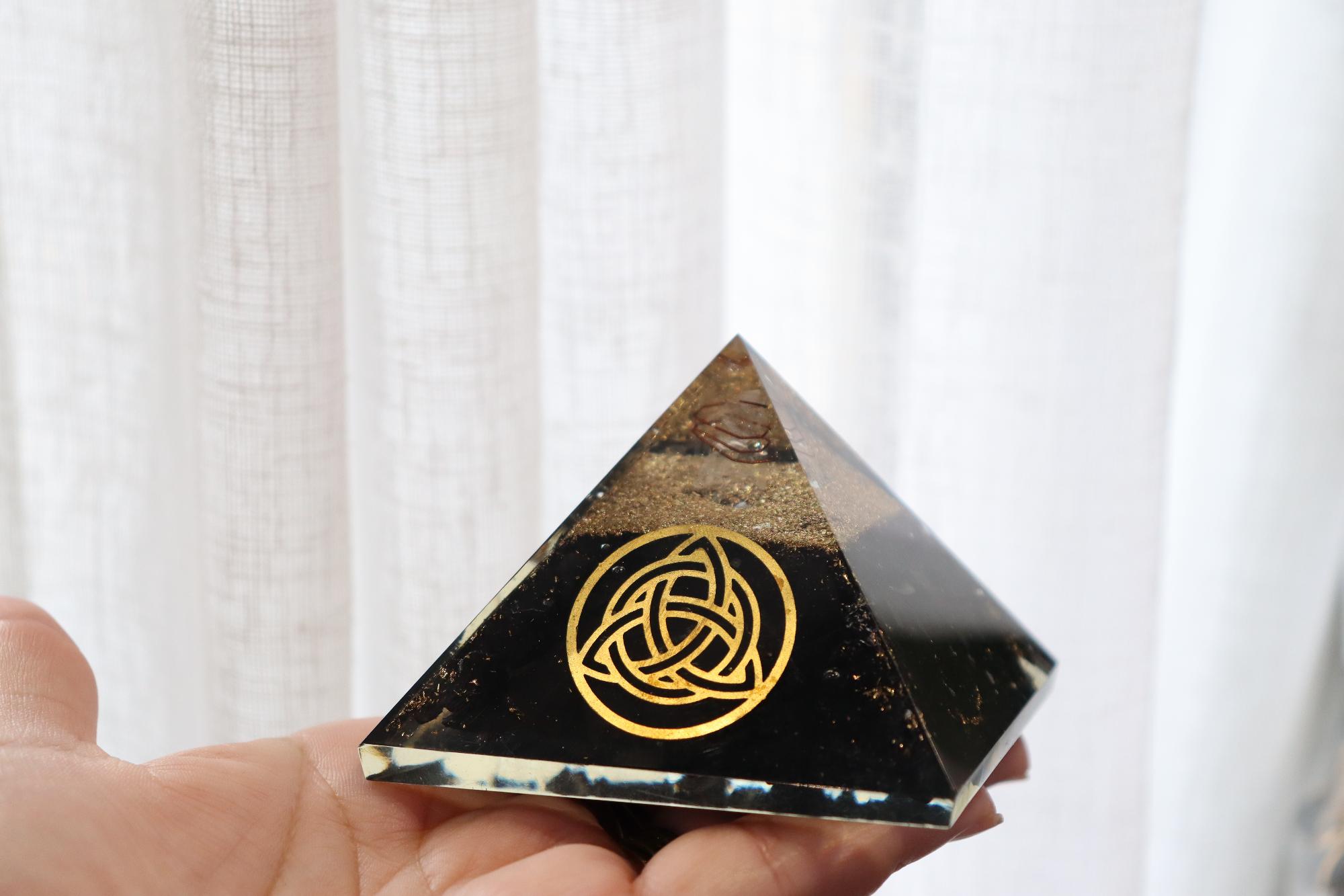 Orgonite Pyramid | Shungite & Clear Quartz | Triquetra Symbol