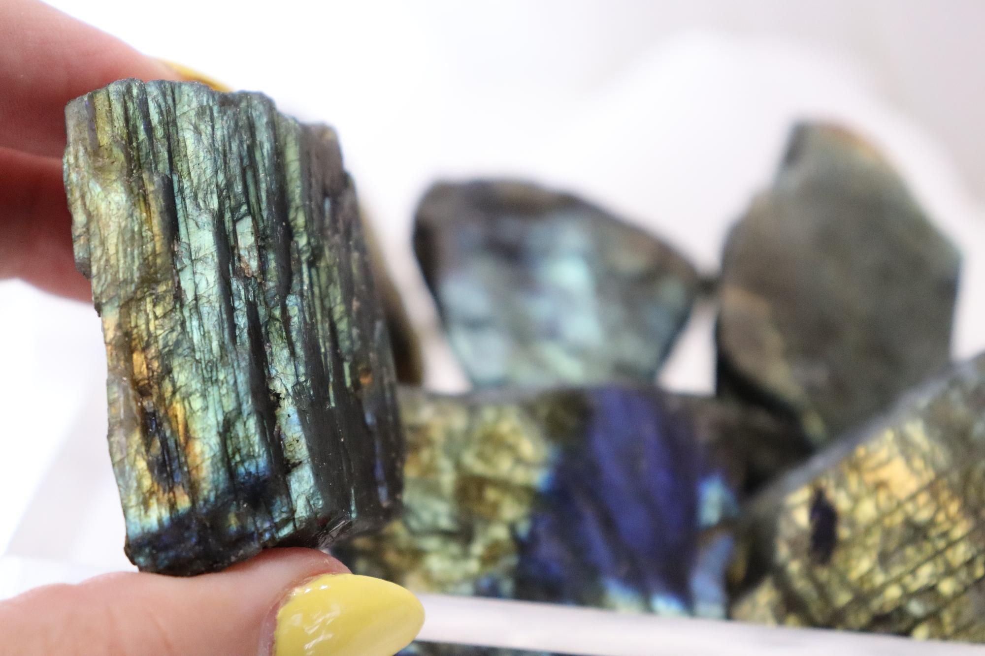 Labradorite Raw