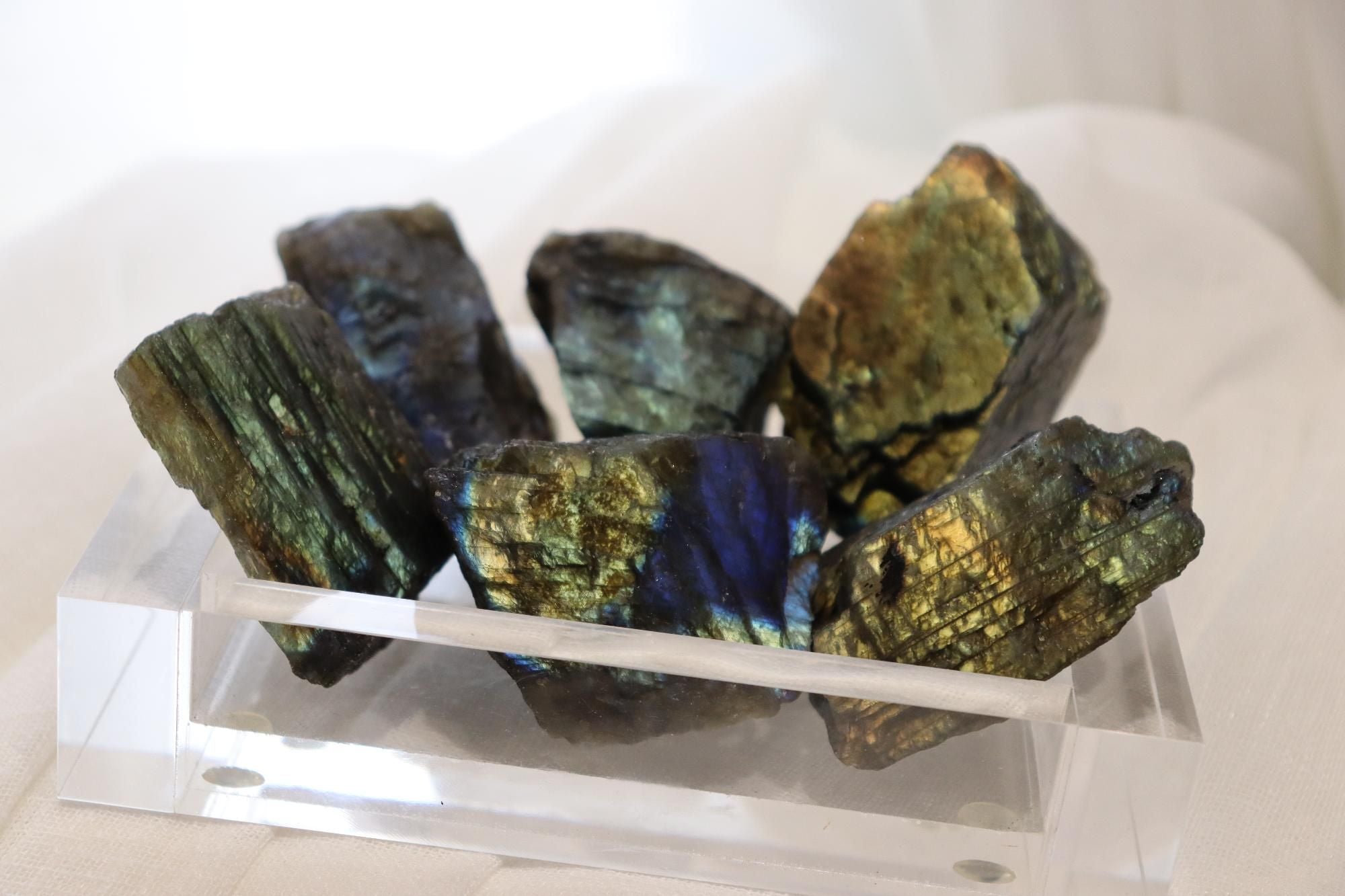 Labradorite Raw