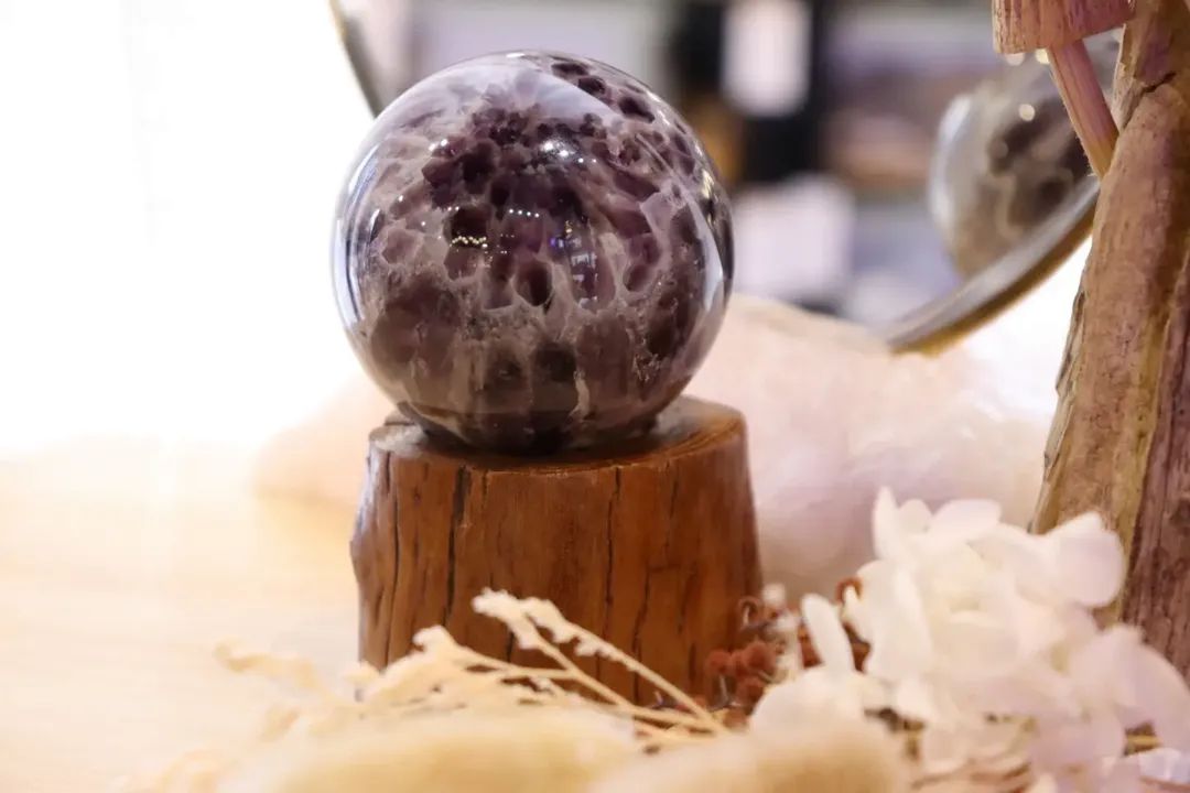 Chevron Amethyst Sphere + Stand | 404g