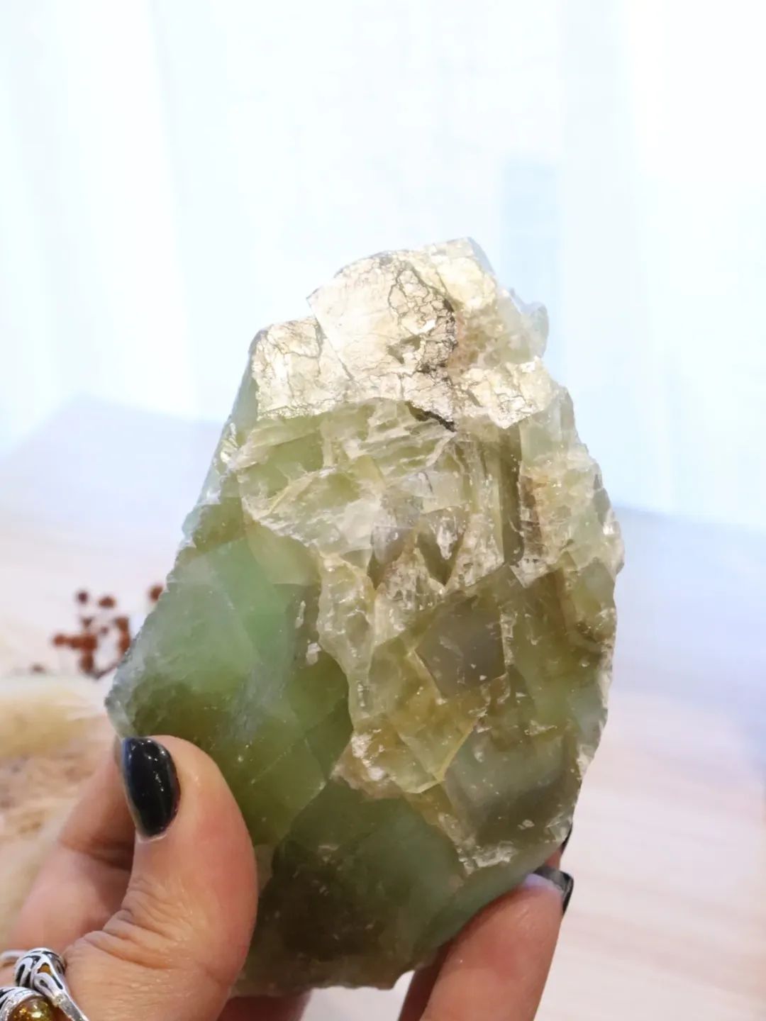 Green Calcite Raw + Stand