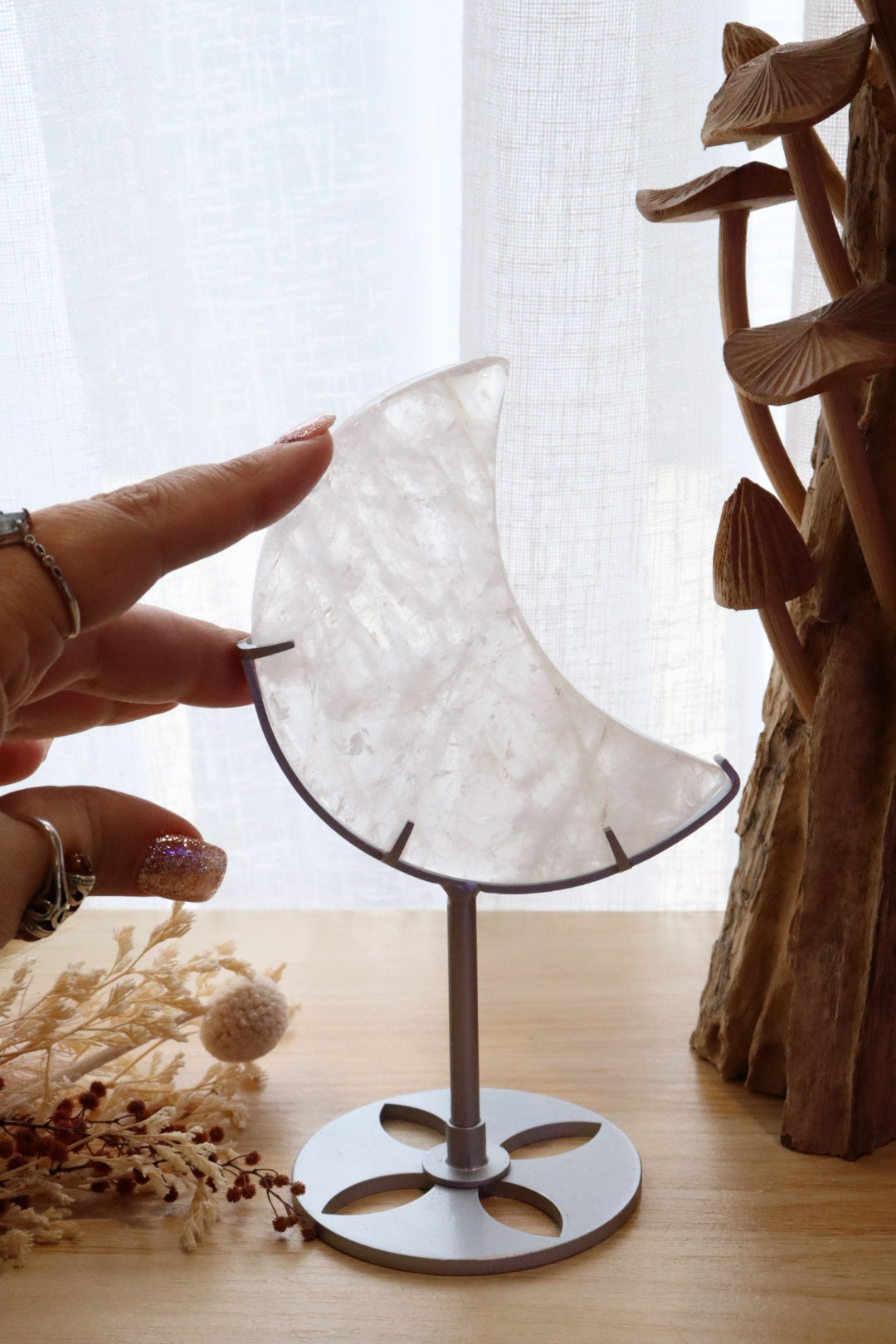 Clear Quartz Moon + Silver Metal Stand | 139g