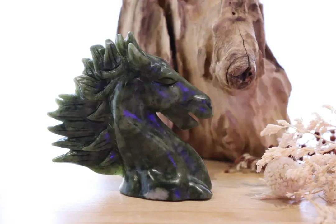 Stella The Horse | Green Jade