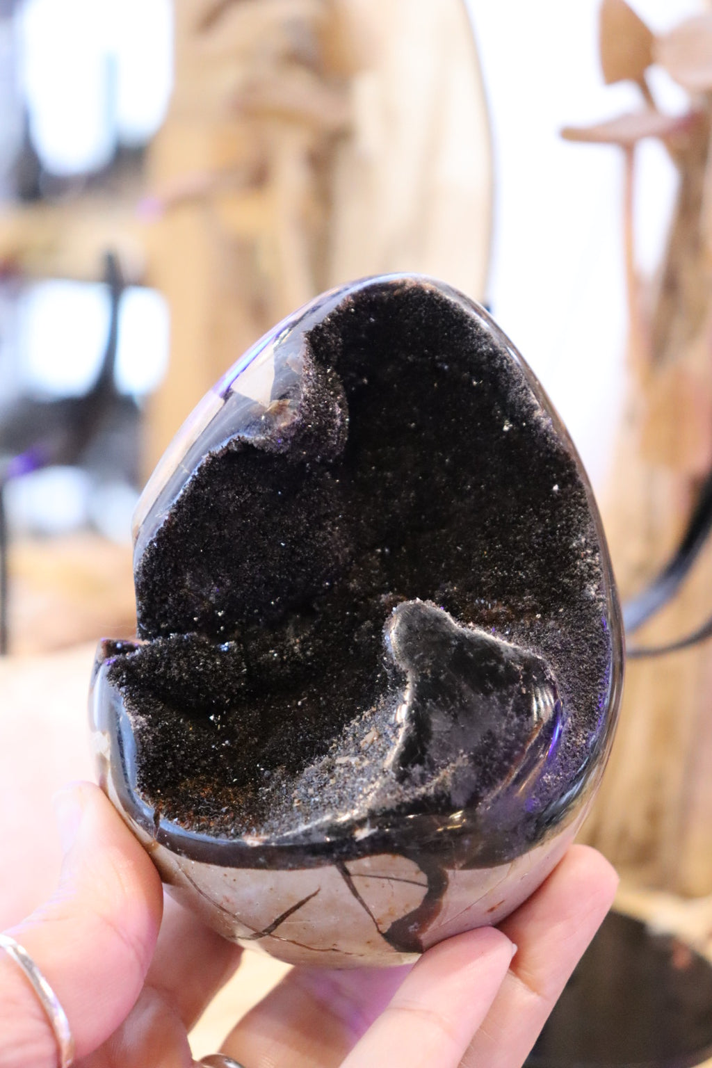 Septarian Egg + Black Metal Stand | 1.065kg