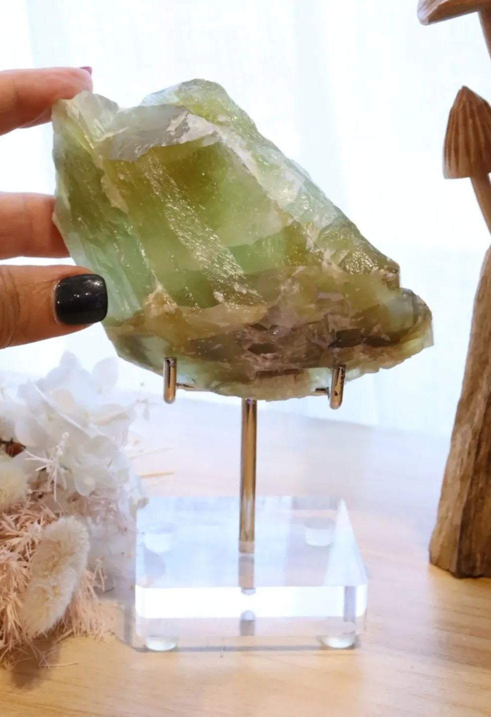 Green Calcite Raw + Stand