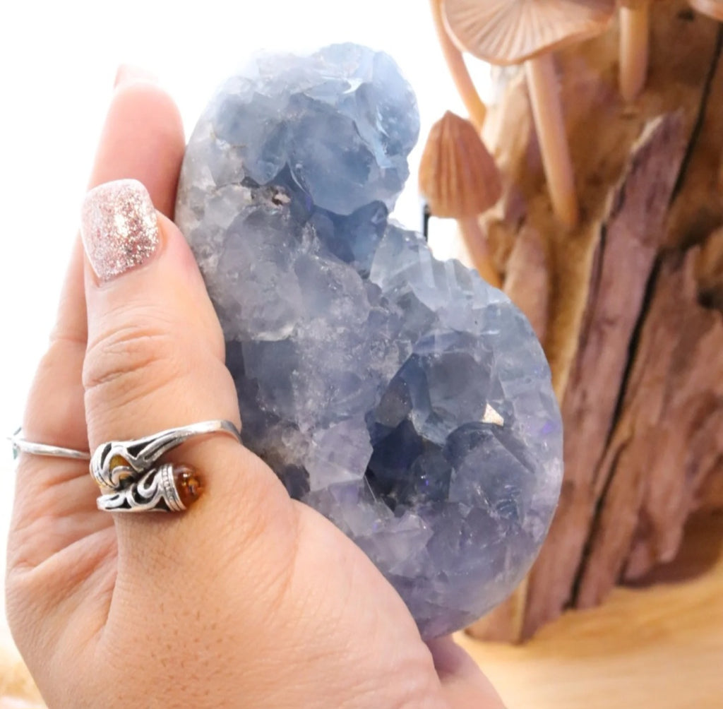 Celestite Egg + Stand | 573g