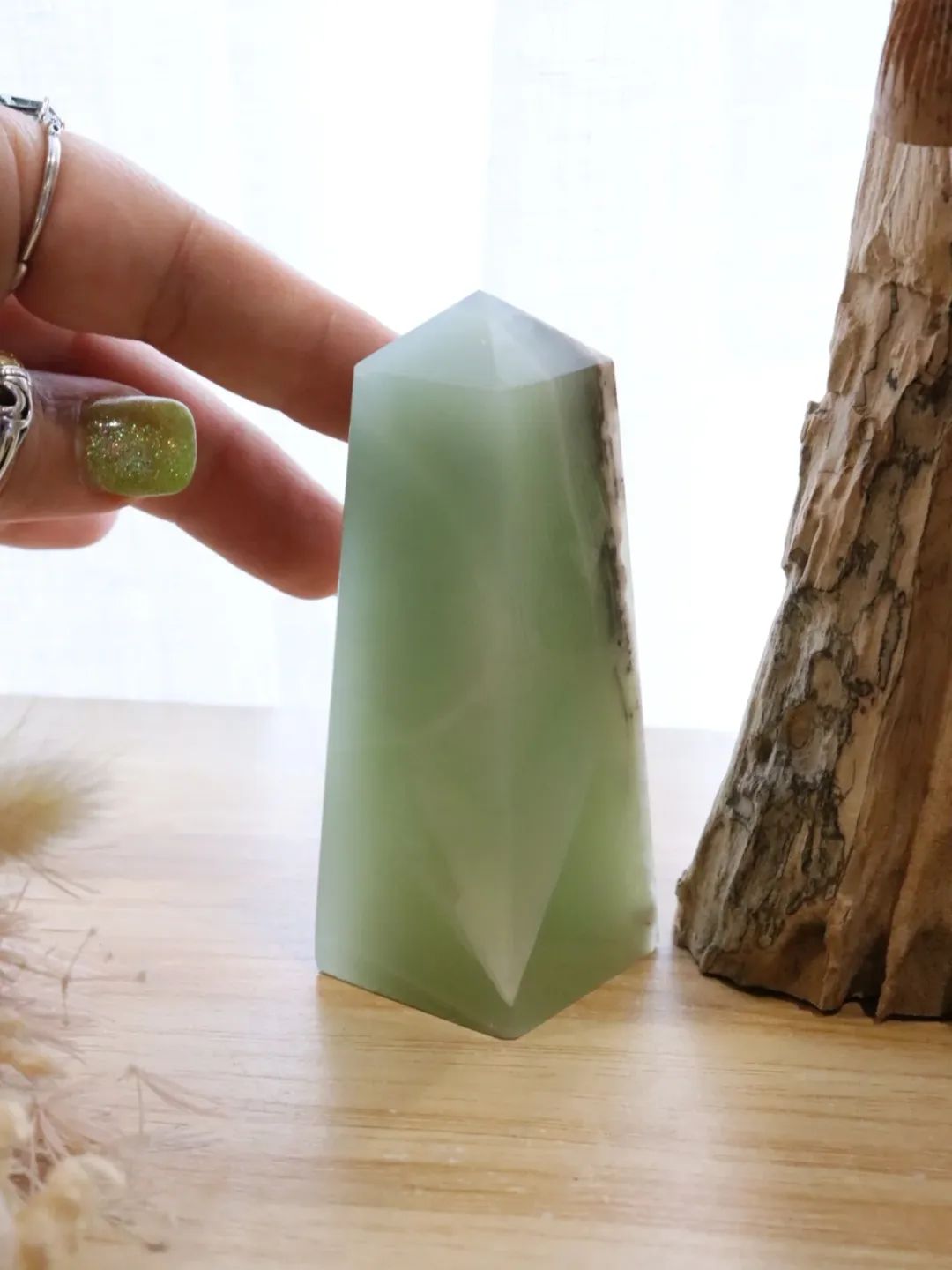 Green Calcite Point (Fingerprint) | 187g