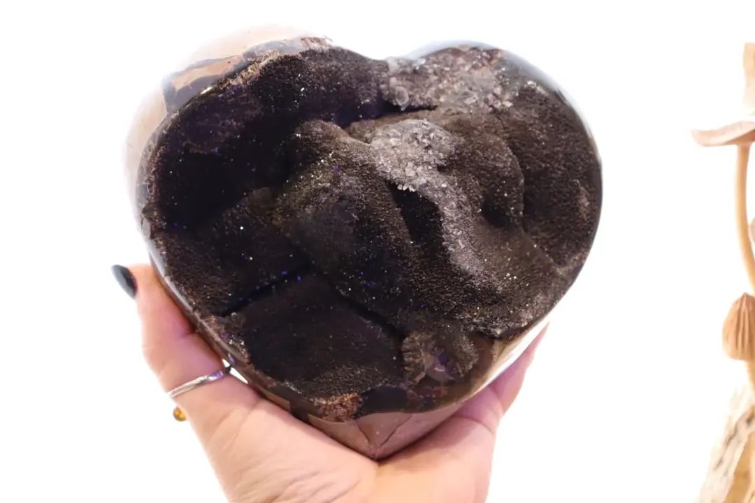 Septarian Heart + Black Metal Stand | 2.65kg