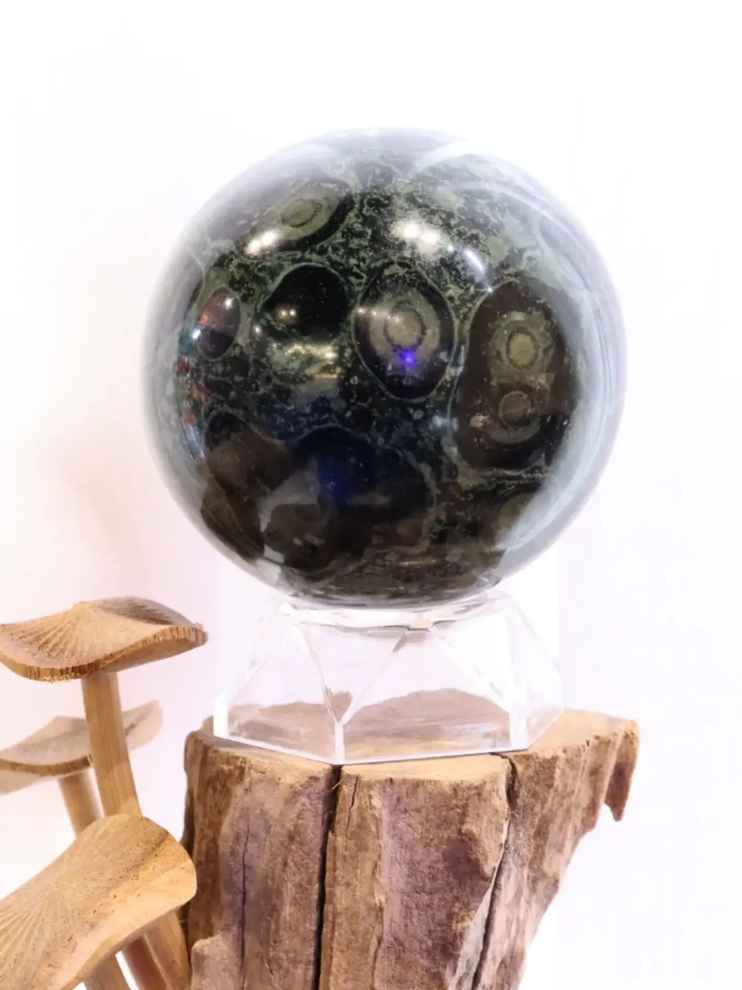 Kambaba Jasper Sphere + Stand | 660g