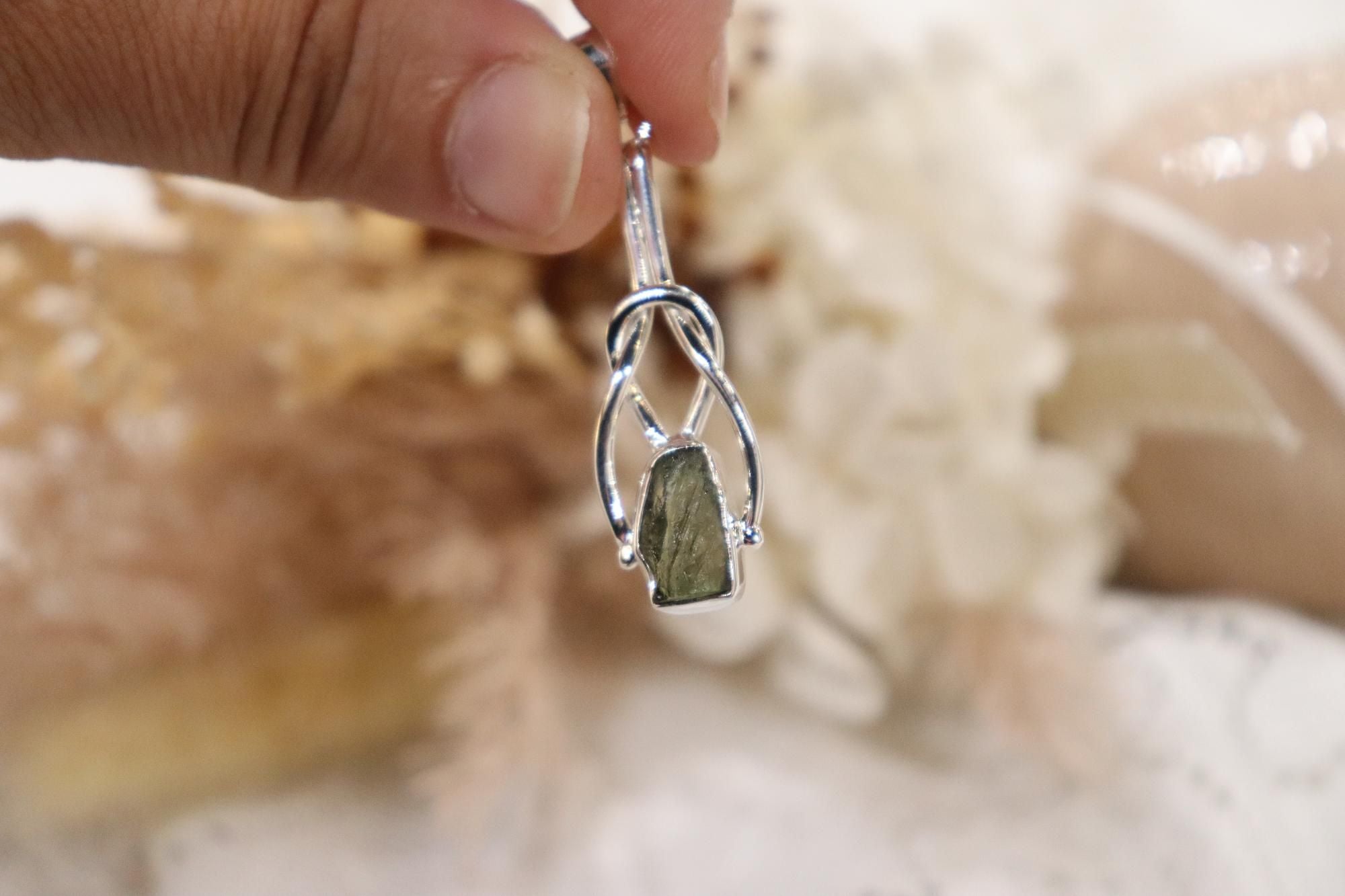Moldavite Pendant | Knot 3.5g
