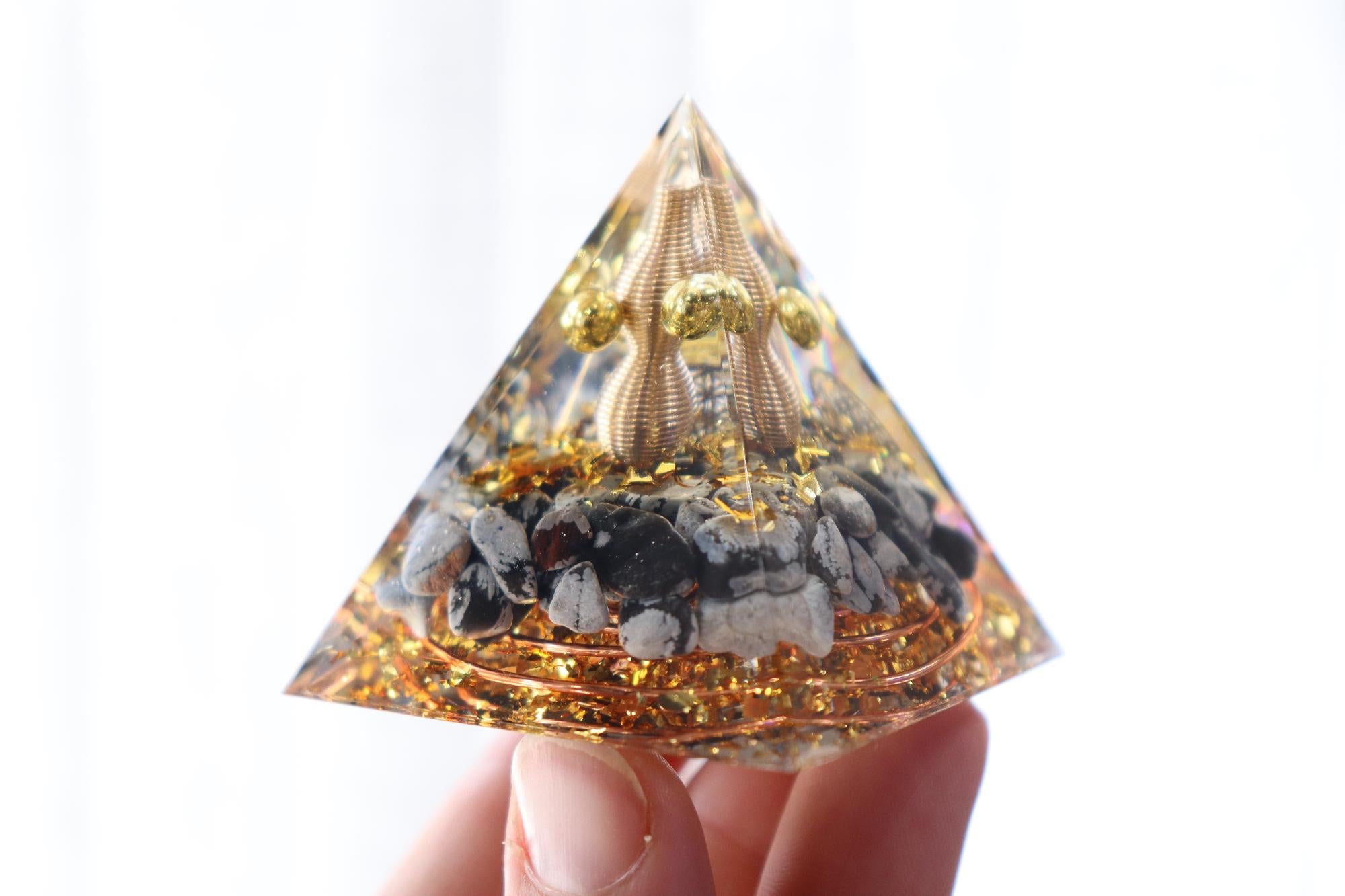 Orgonite Pyramid | Snowflake Obsidian
